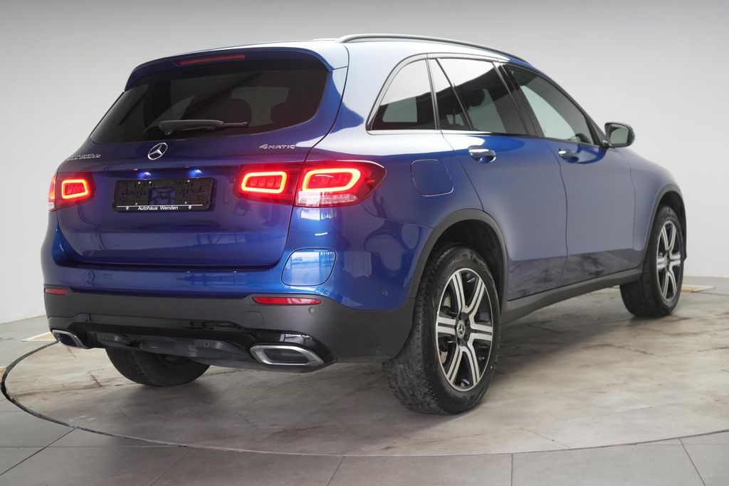 Mercedes-Benz GLC 300 2022