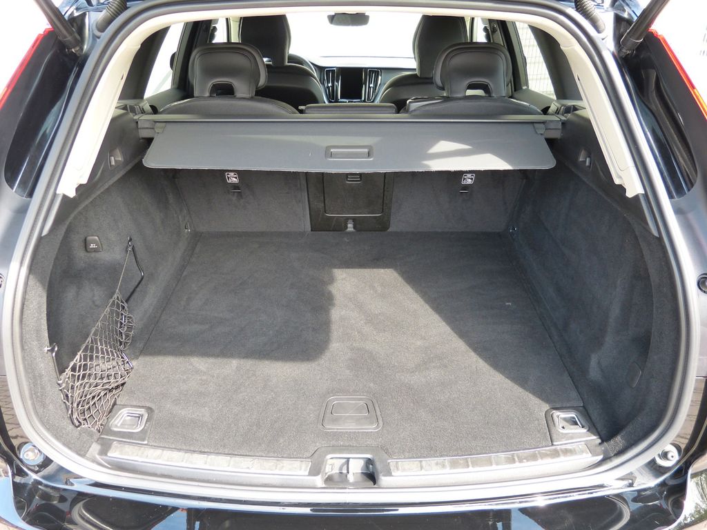 Volvo XC60 2022
