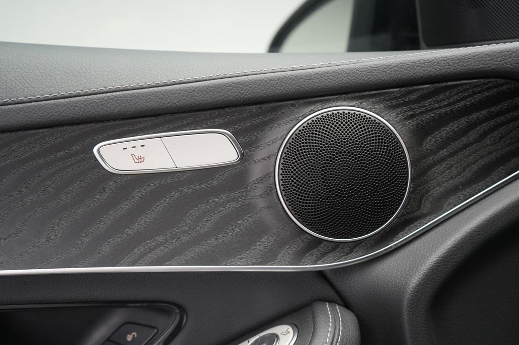 Mercedes-Benz GLC 300 2022