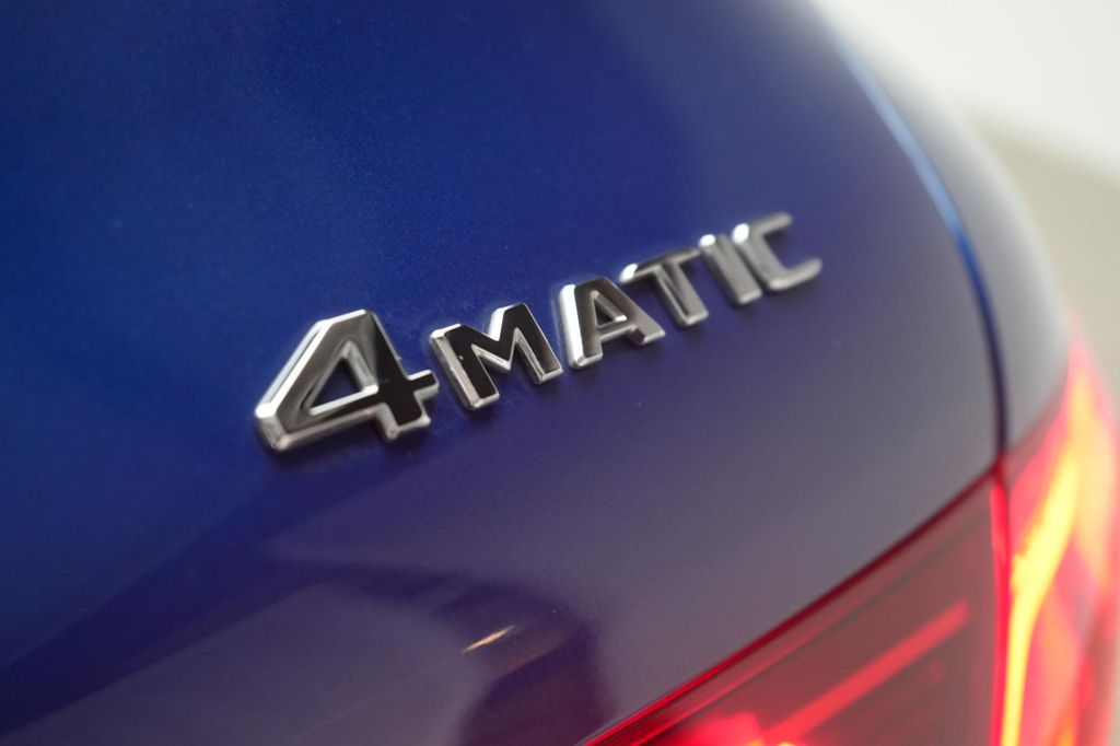 Mercedes-Benz GLC 300 2022