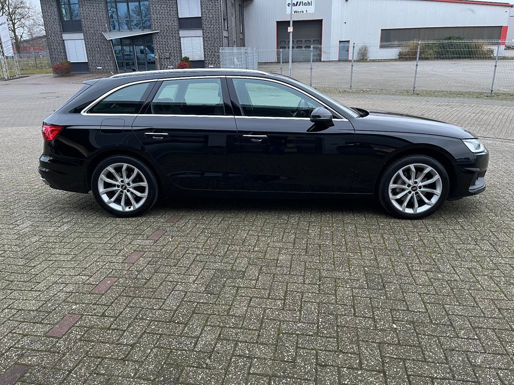 Audi A4 2022