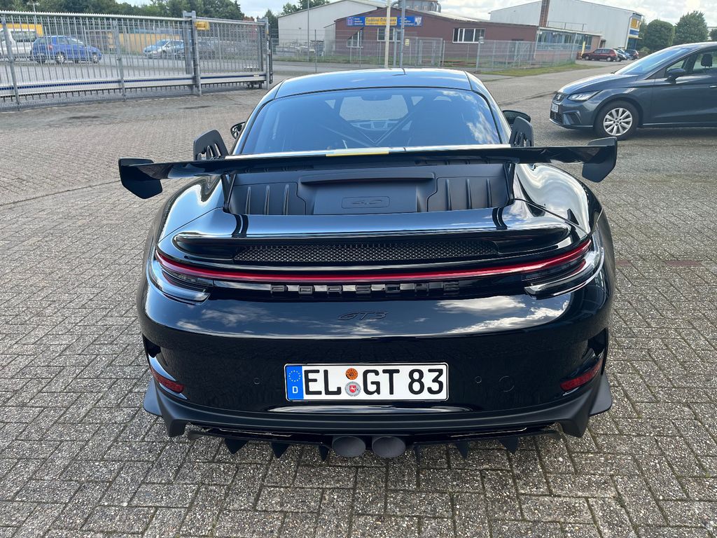 Porsche 992 2022