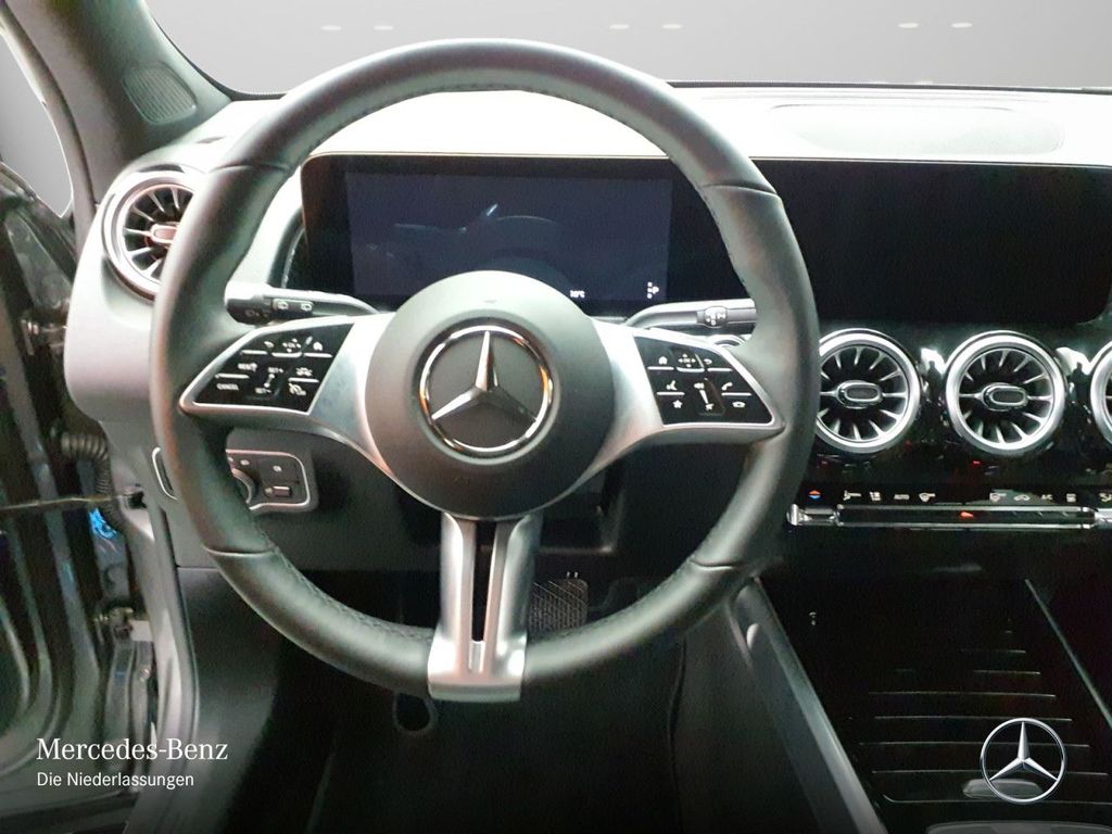 Mercedes-Benz EQB 2025