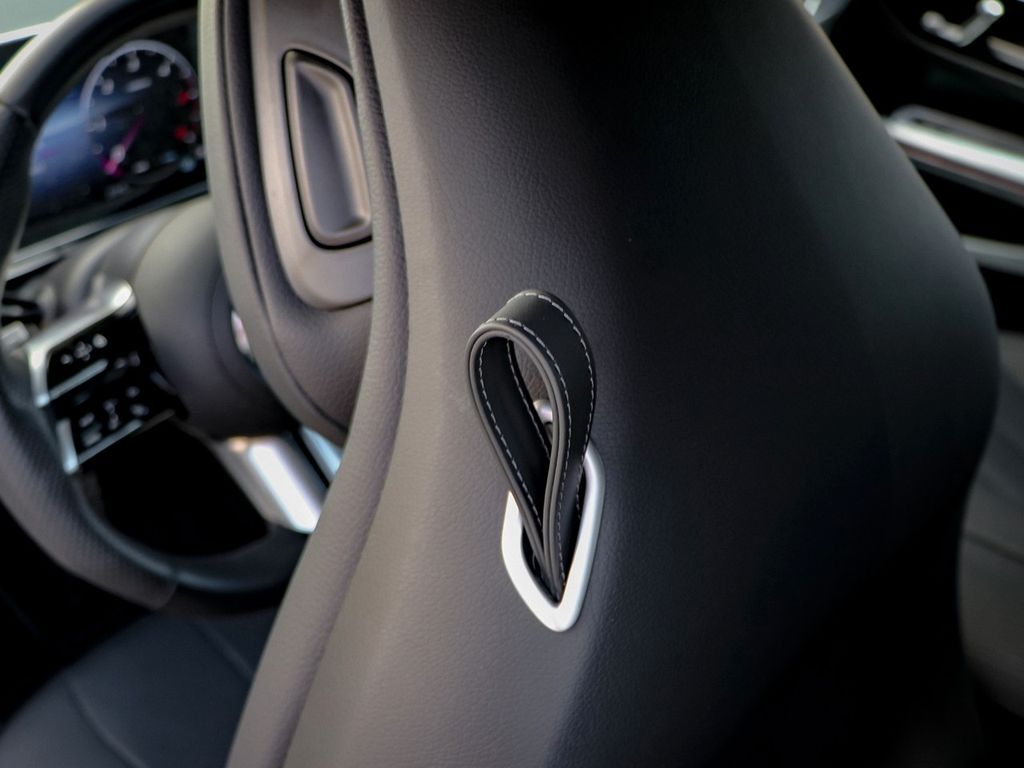 Mercedes-Benz CLE 220 2025