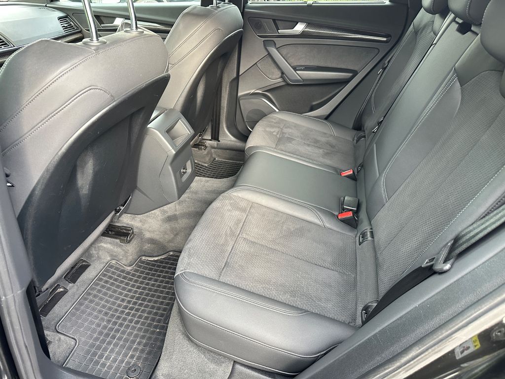 Audi SQ5 2022