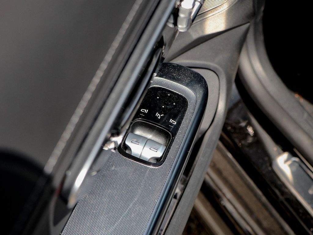 Mercedes-Benz CLE 220 2025