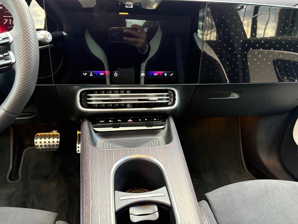 Mercedes-Benz CLA 350 2025