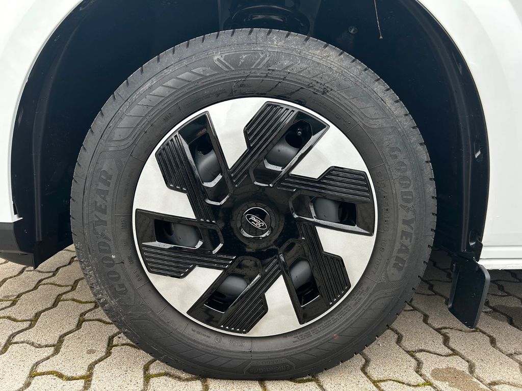 Ford Transit Custom 2025