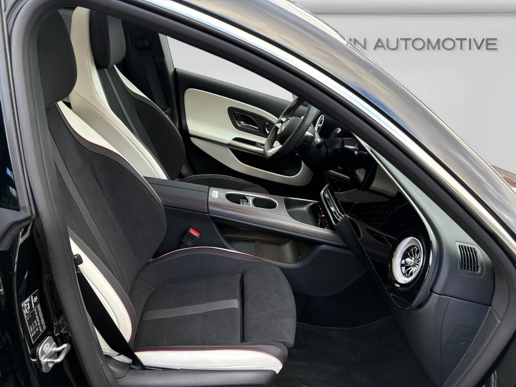 Mercedes-Benz CLA 350 2025