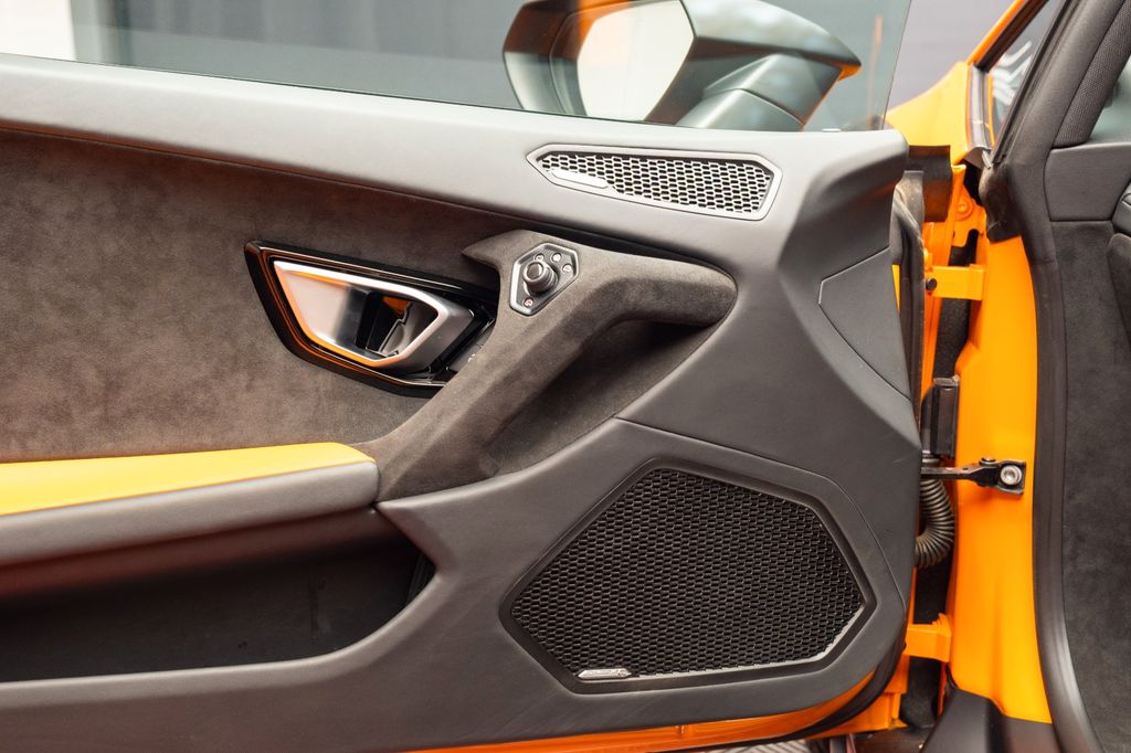 Lamborghini Huracán 2024