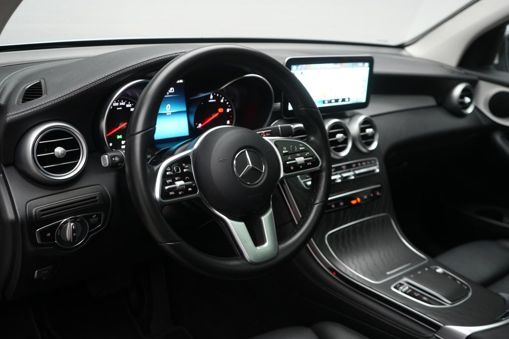 Mercedes-Benz GLC 300 2020