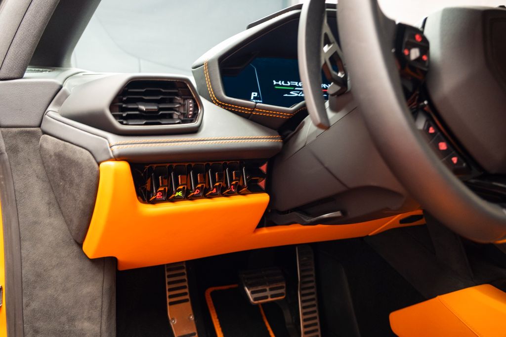 Lamborghini Huracán 2024