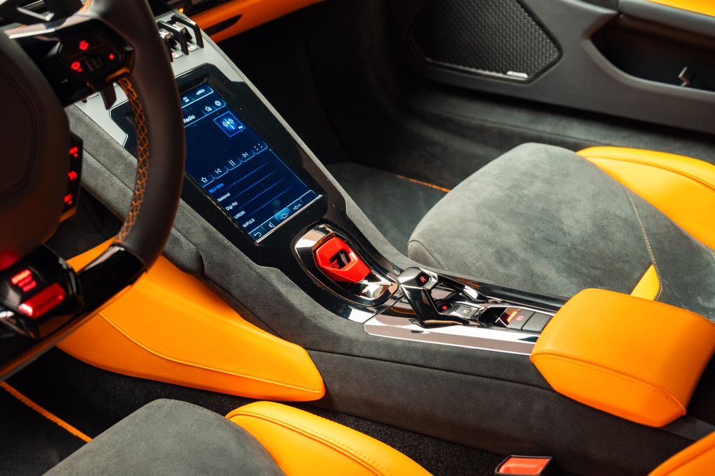 Lamborghini Huracán 2024