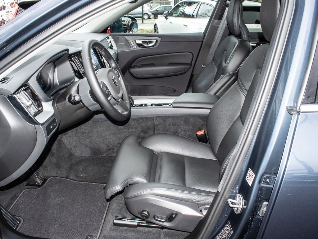 Volvo XC60 2025