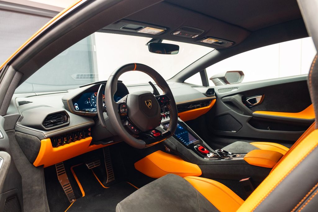 Lamborghini Huracán 2024