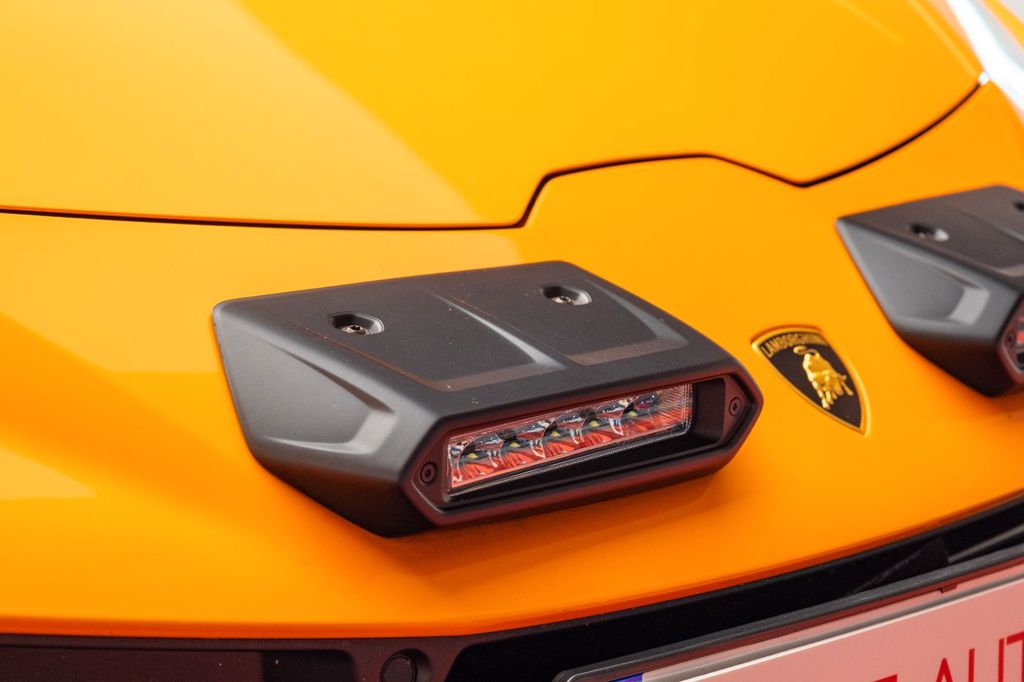 Lamborghini Huracán 2024