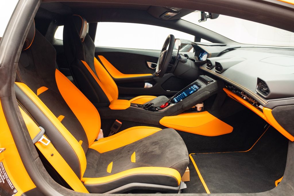 Lamborghini Huracán 2024