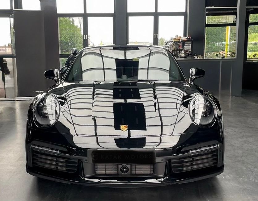 Porsche 992 2025