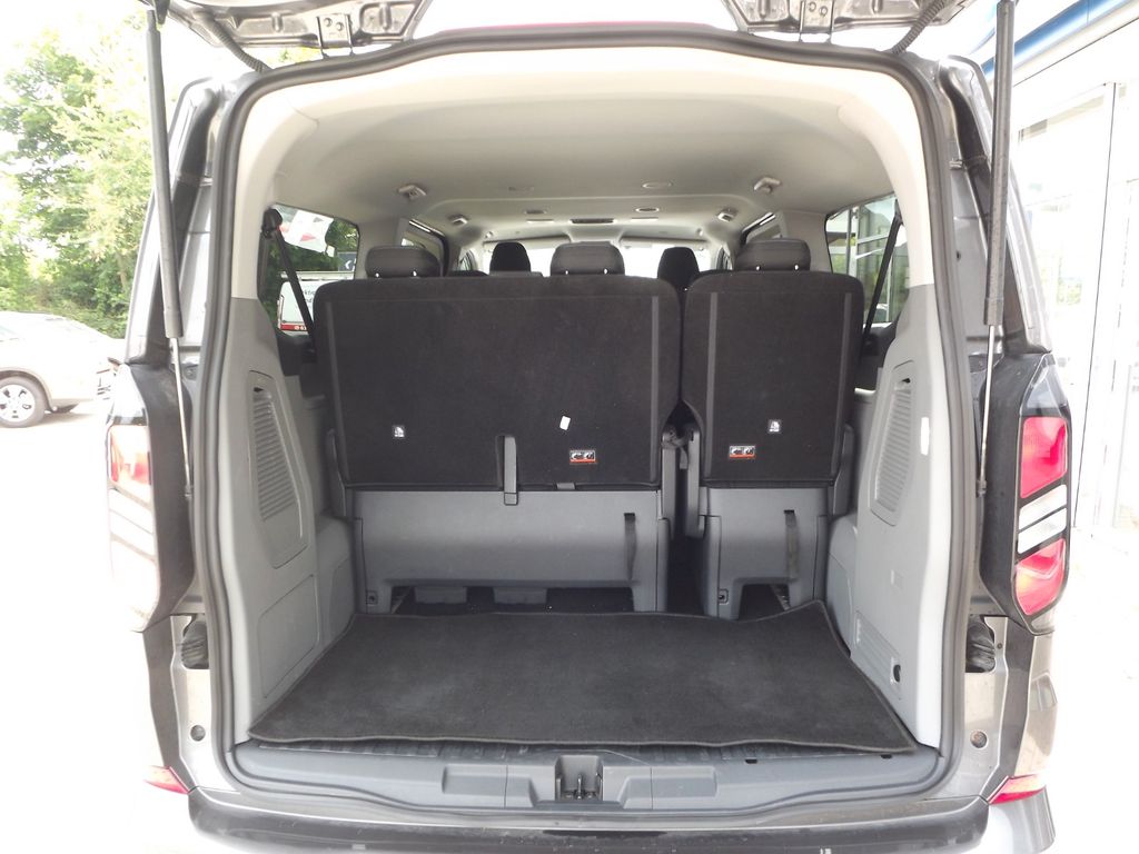 Ford Tourneo Custom 2024