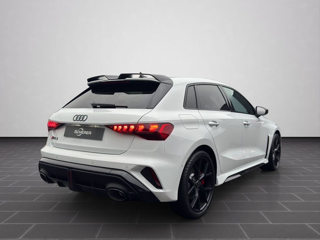 Audi RS3 2025