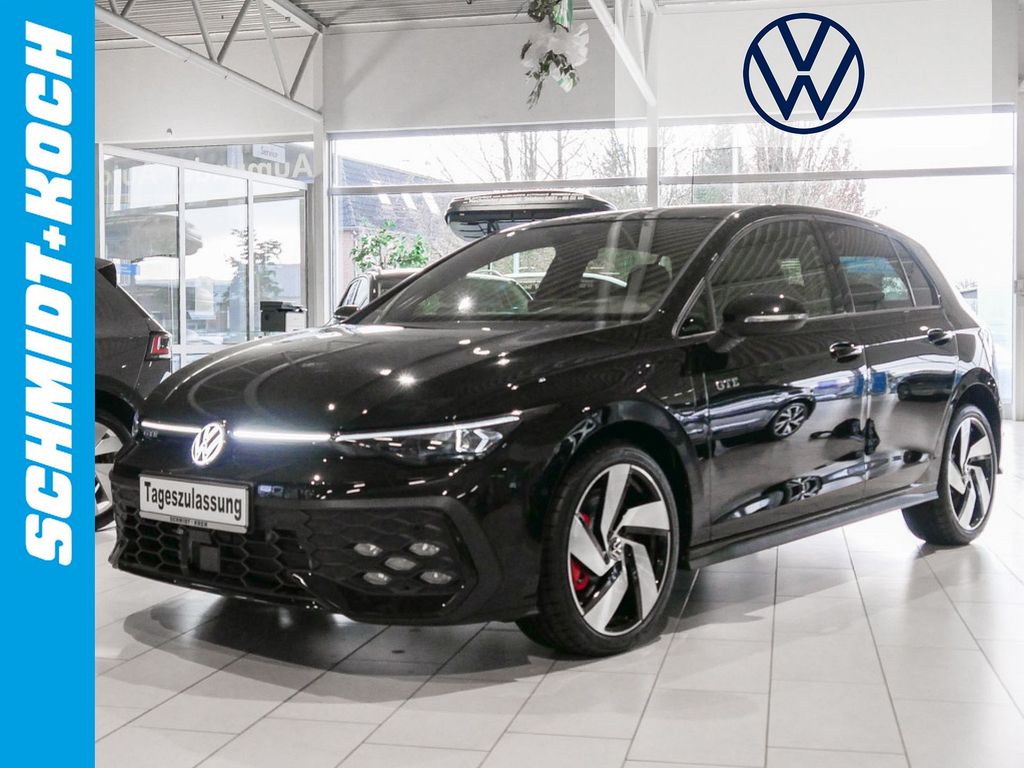 Volkswagen Golf 2025