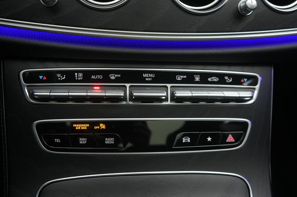 Mercedes-Benz E 300 2022