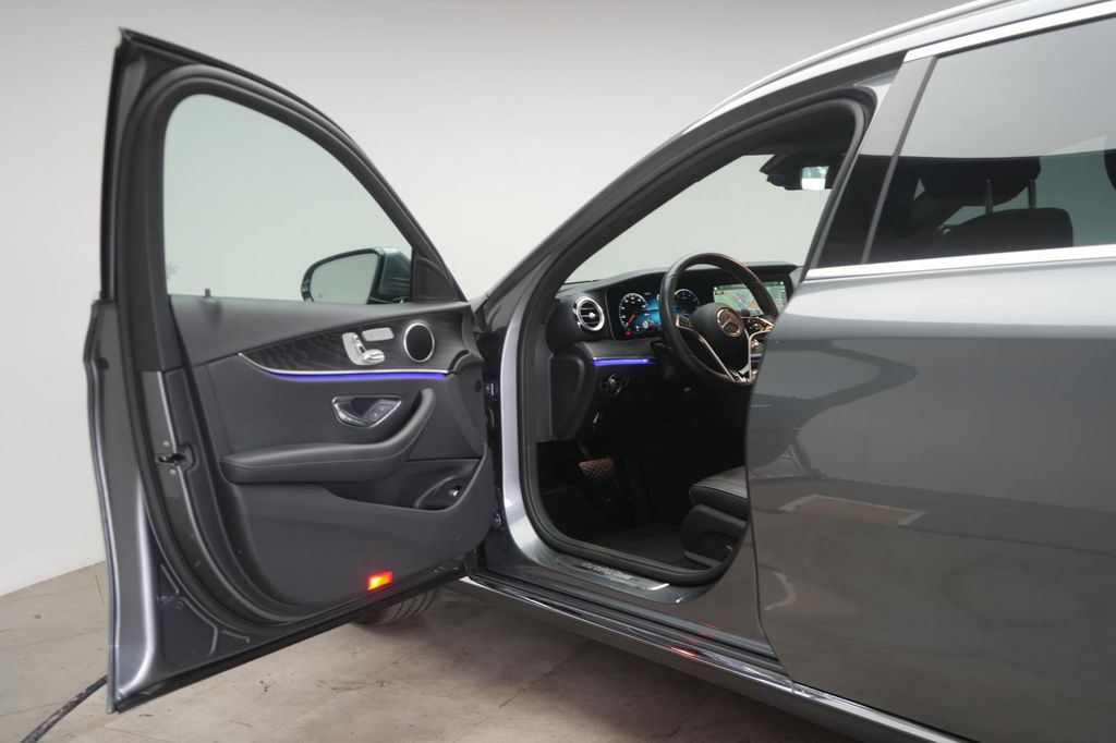 Mercedes-Benz E 300 2022