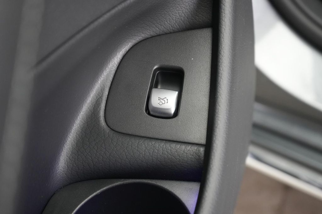 Mercedes-Benz E 300 2022