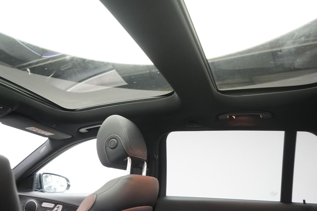 Mercedes-Benz E 300 2022