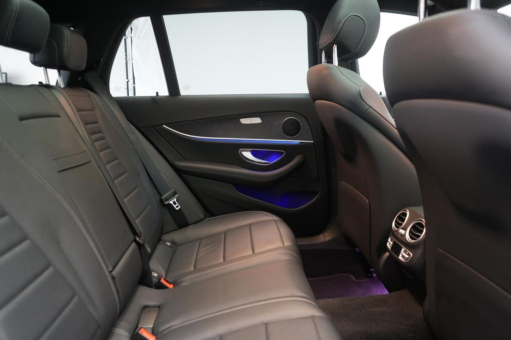 Mercedes-Benz E 300 2022