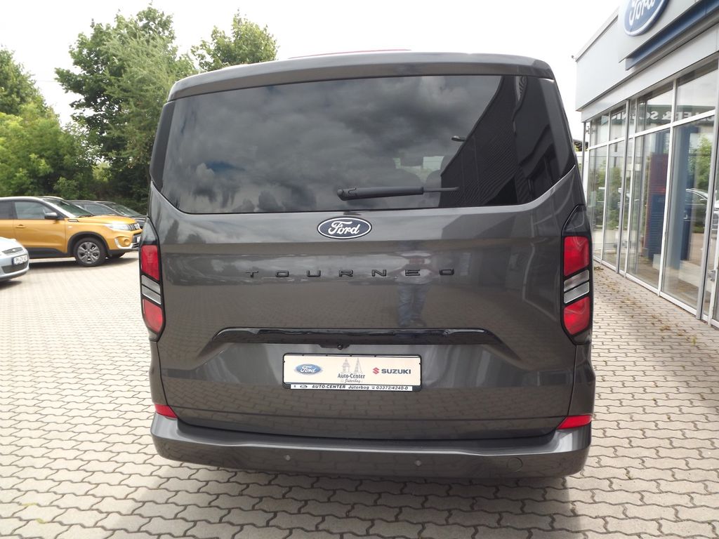 Ford Tourneo Custom 2024