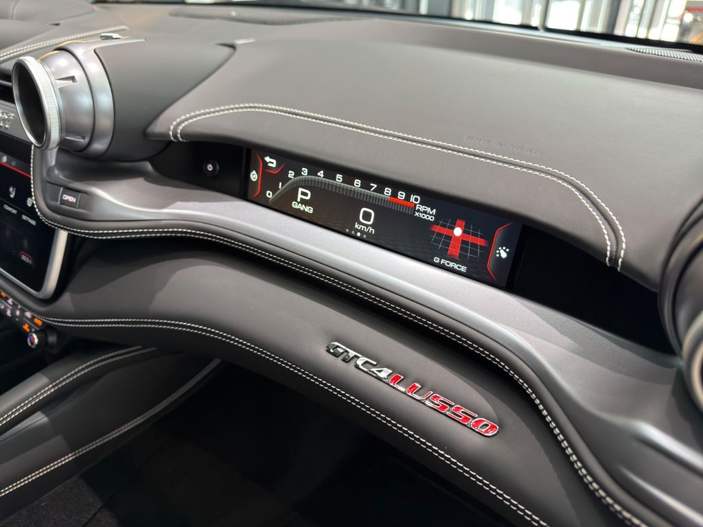 Ferrari GTC4Lusso 2019