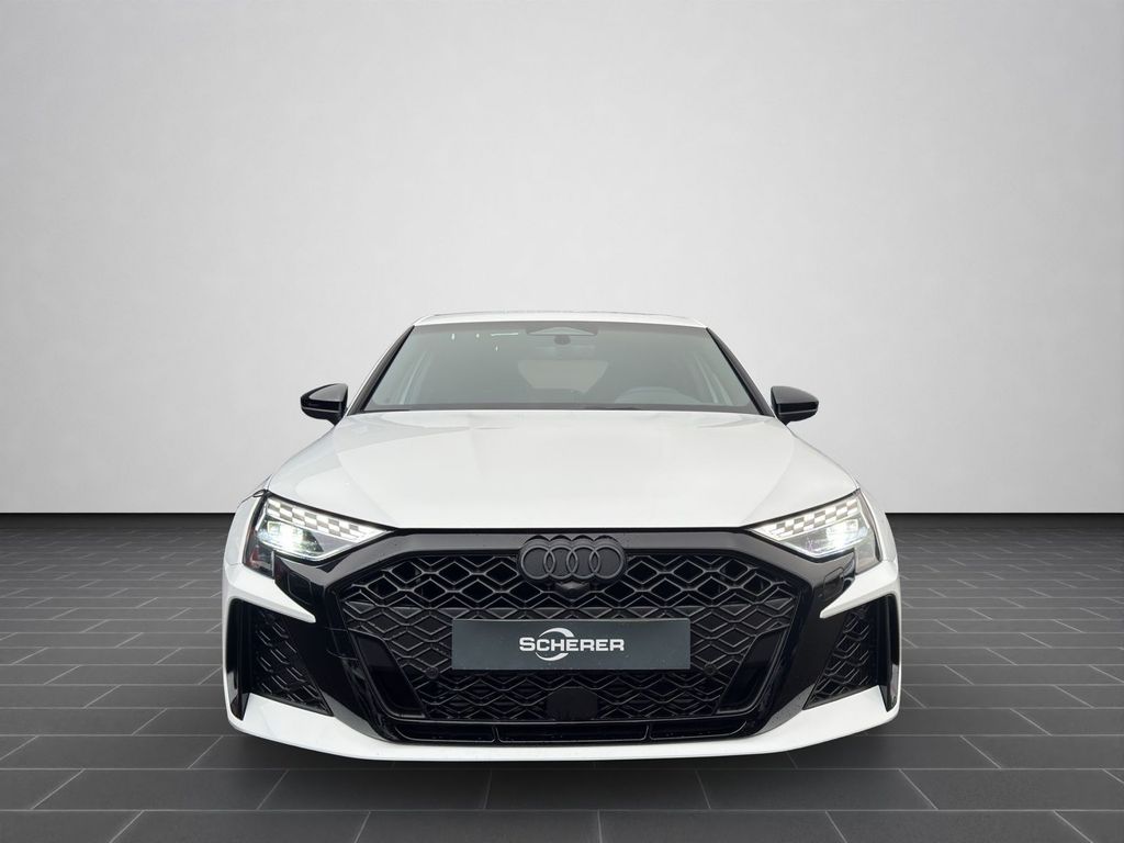 Audi RS3 2025