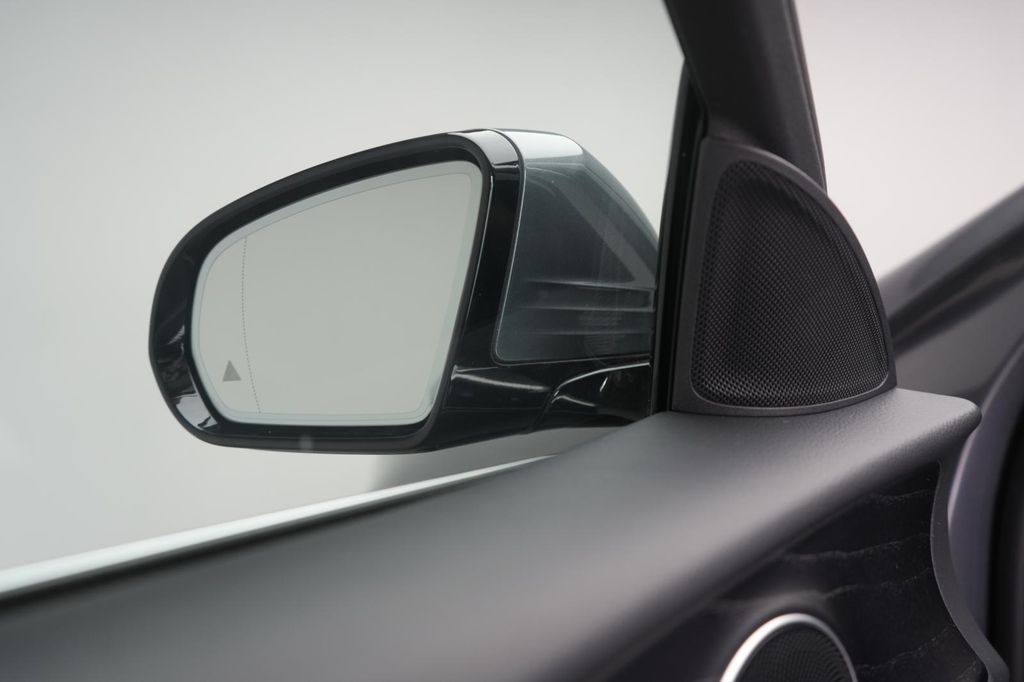 Mercedes-Benz E 300 2022