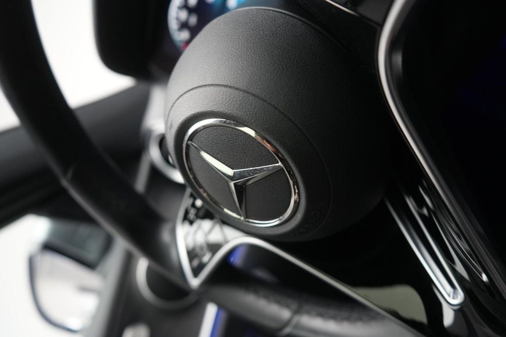 Mercedes-Benz E 300 2022