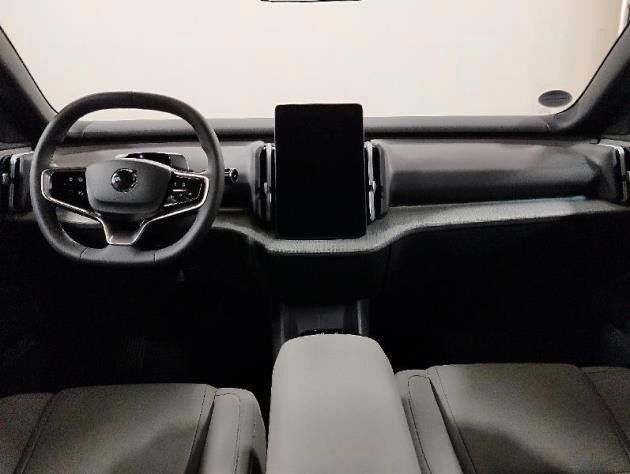 Volvo EX30 2024