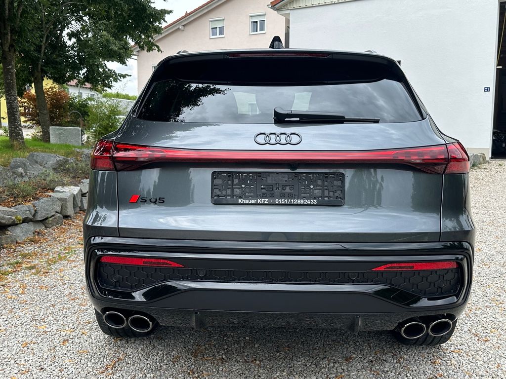 Audi SQ5 2025