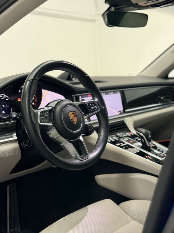 Porsche Panamera 2018