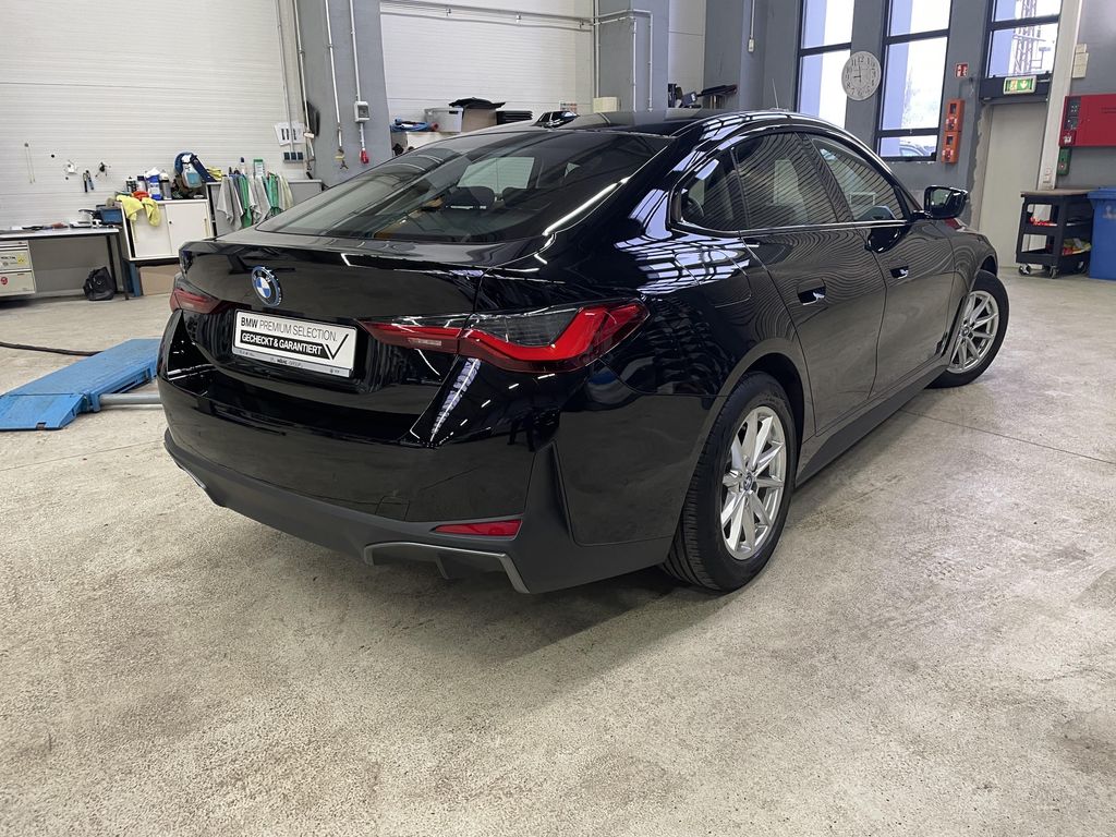 BMW i4 2023