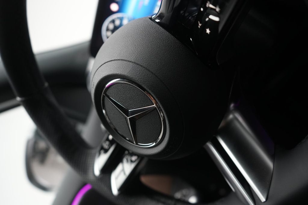 Mercedes-Benz GLA 200 2025