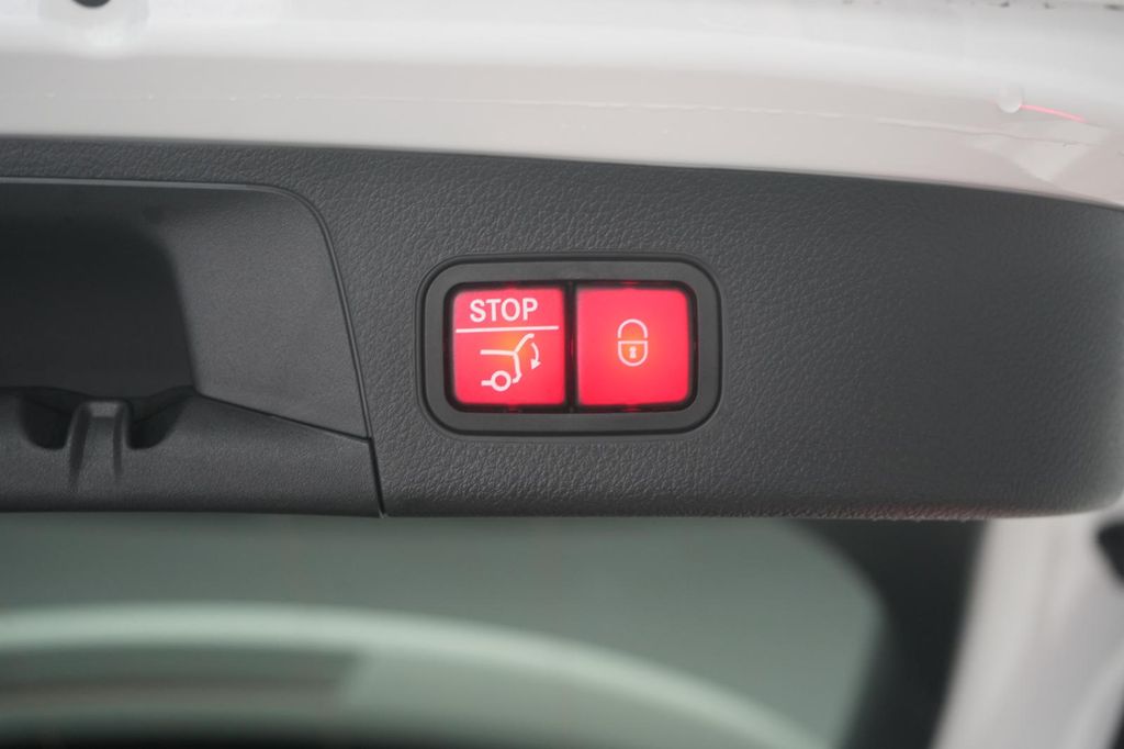 Mercedes-Benz GLA 200 2025