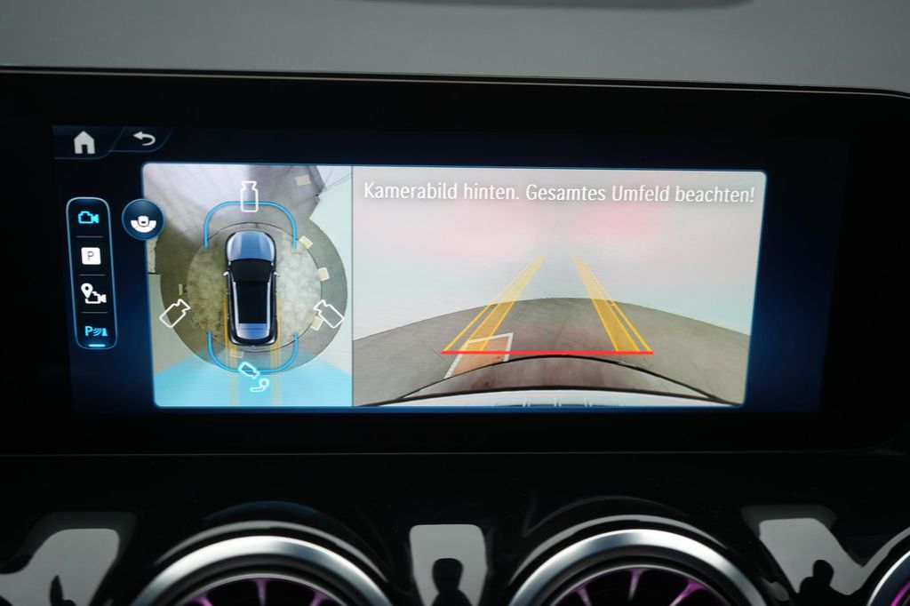 Mercedes-Benz GLA 200 2025