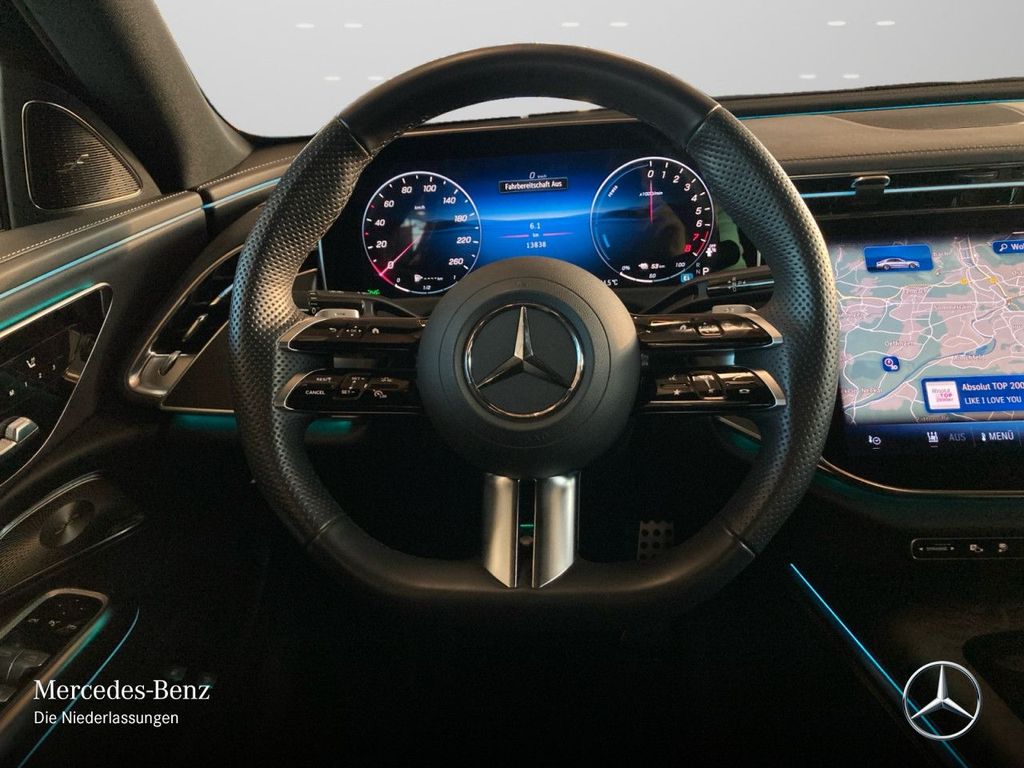 Mercedes-Benz E 300 2025