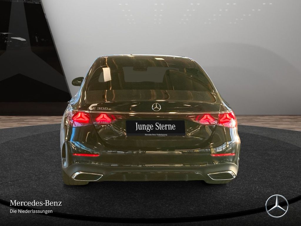 Mercedes-Benz E 300 2025