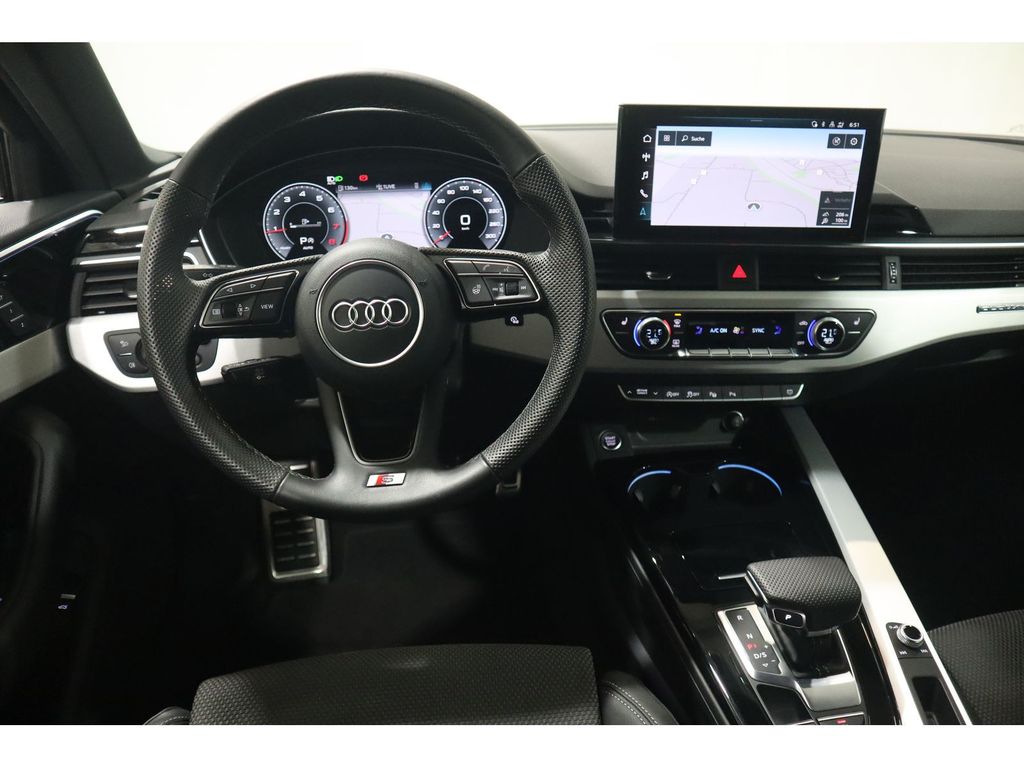 Audi A4 2022