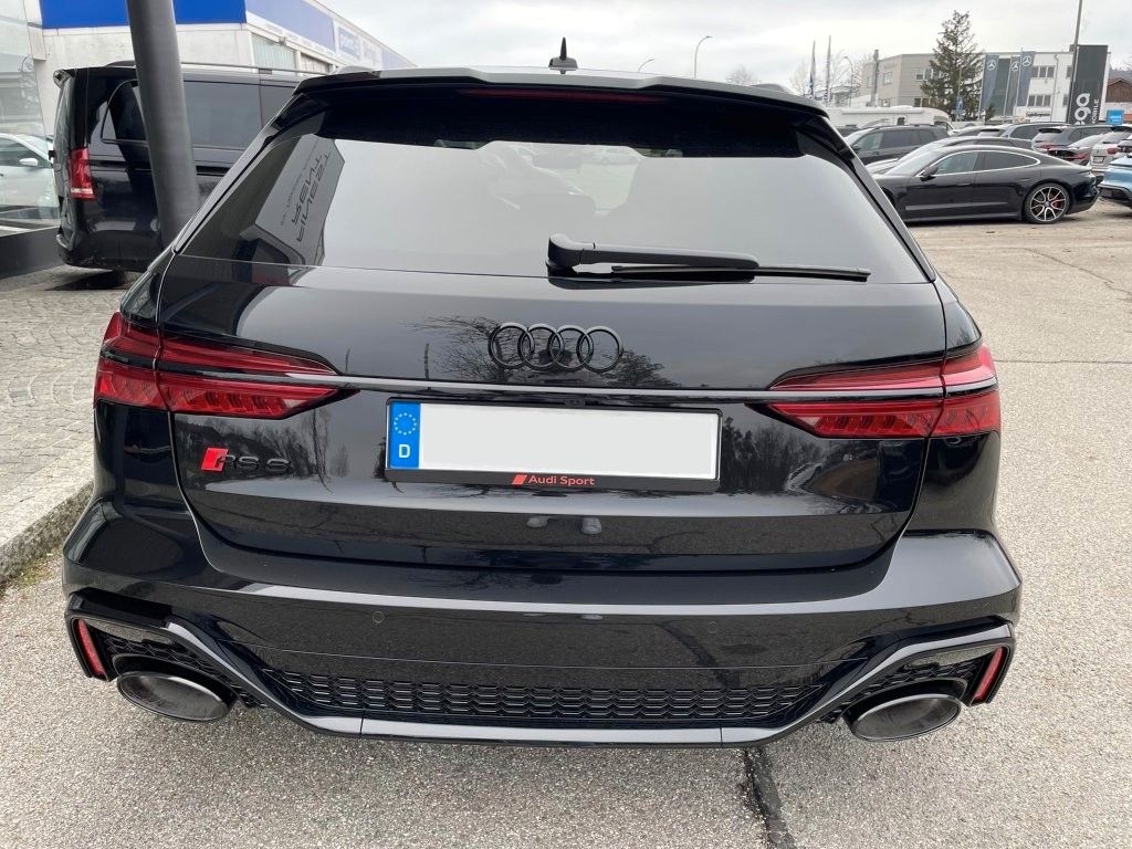 Audi RS6 2025