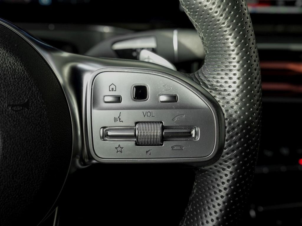 Mercedes-Benz EQC 2022