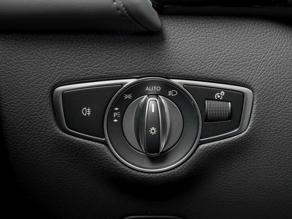 Mercedes-Benz EQC 2022