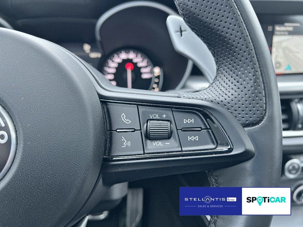 Alfa Romeo Stelvio 2021