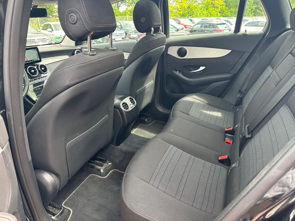 Mercedes-Benz GLC 300 2022